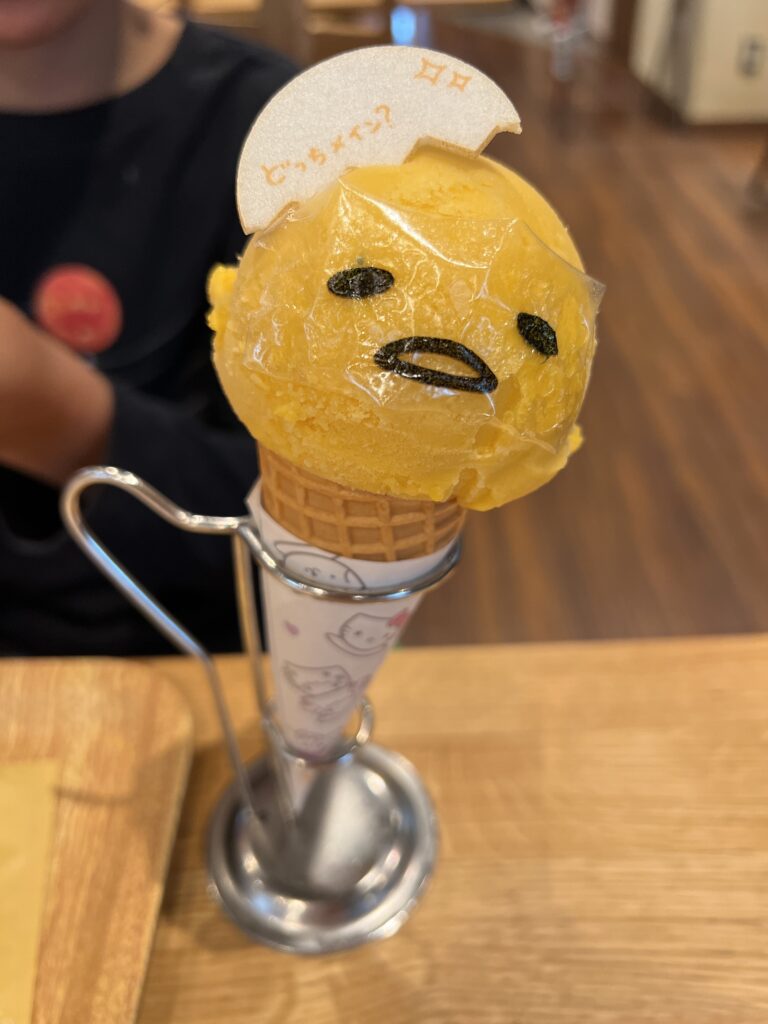 サンリオカフェ鎌倉アイスクリーム
